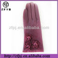 Leather flower adorn gloves